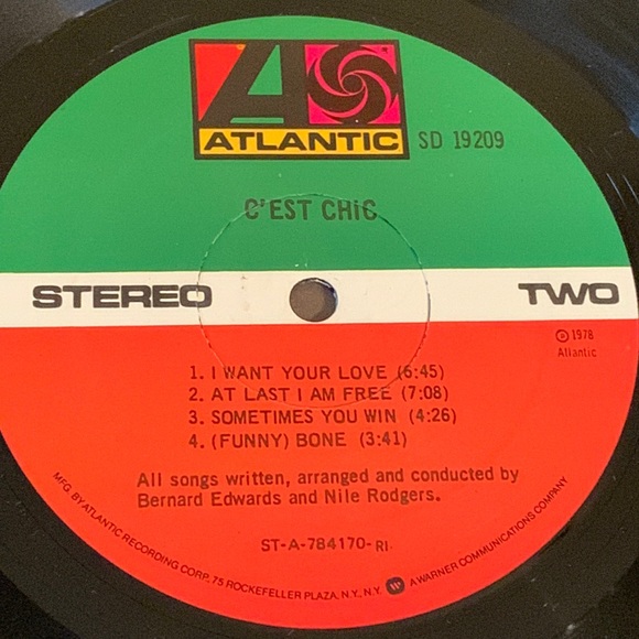 Vintage C’est Chic Vinyl Album, 1978 - Picture 8 of 11